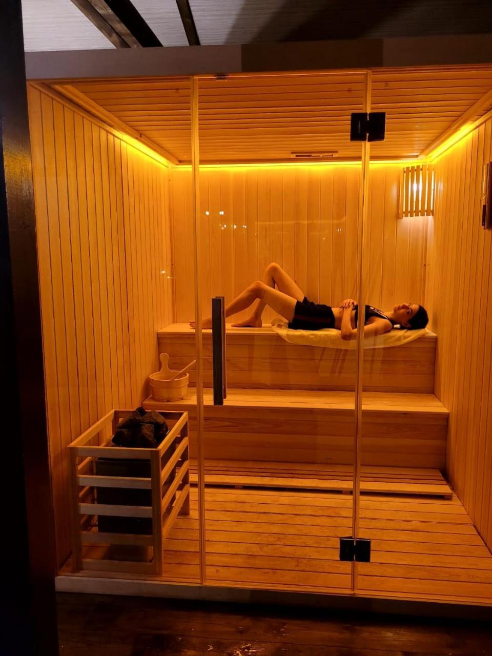River Boutique Hotel Batumi Esterno foto