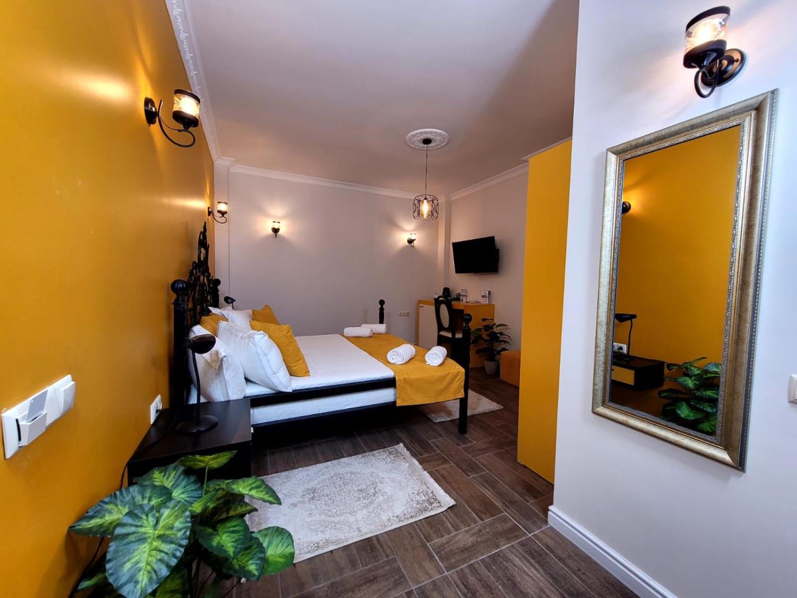 River Boutique Hotel Batumi Esterno foto